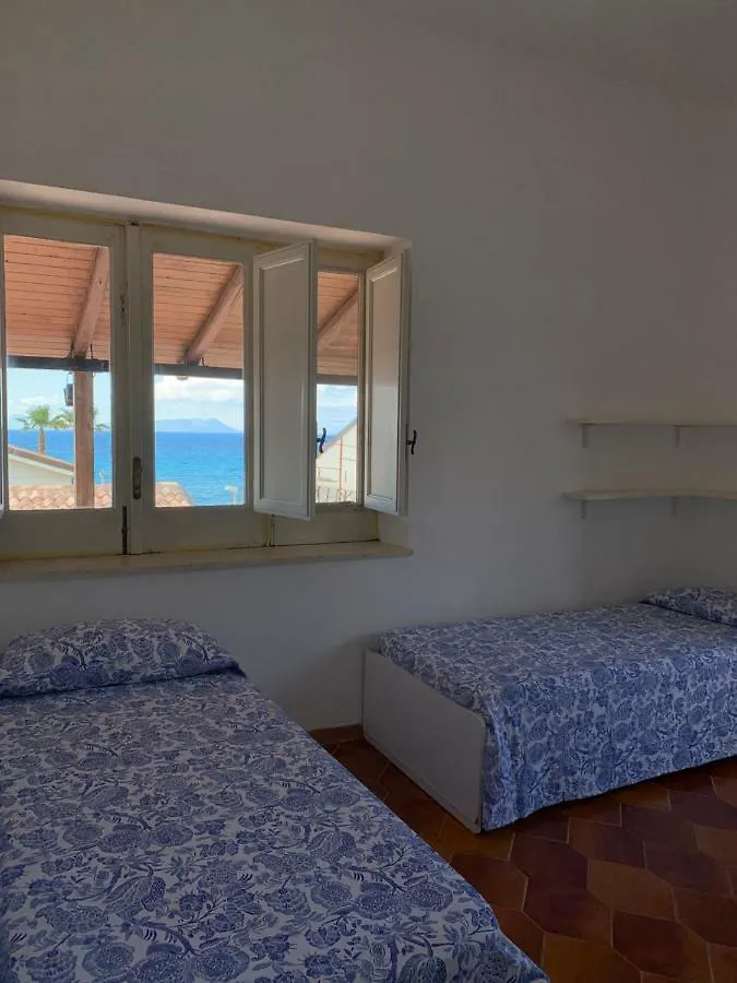 Terrazza Sulle Isole Eolie Villa Mongiove Vakantiehuis