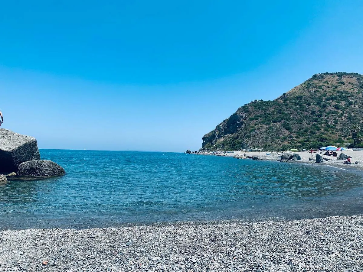 Terrazza Sulle Isole Eolie Villa Mongiove Italië